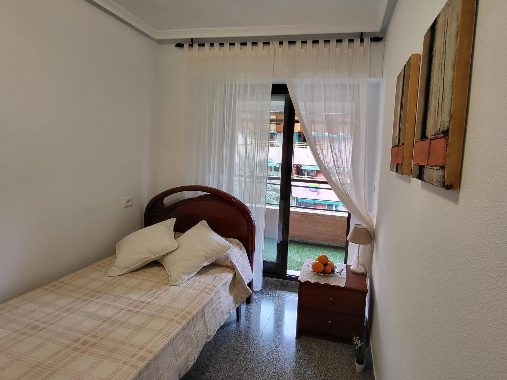 Апартаменти Amistosa, Habitacion Con Balcon, Alicante, Playa, Centro, Rambla, Mercado Екстер'єр фото