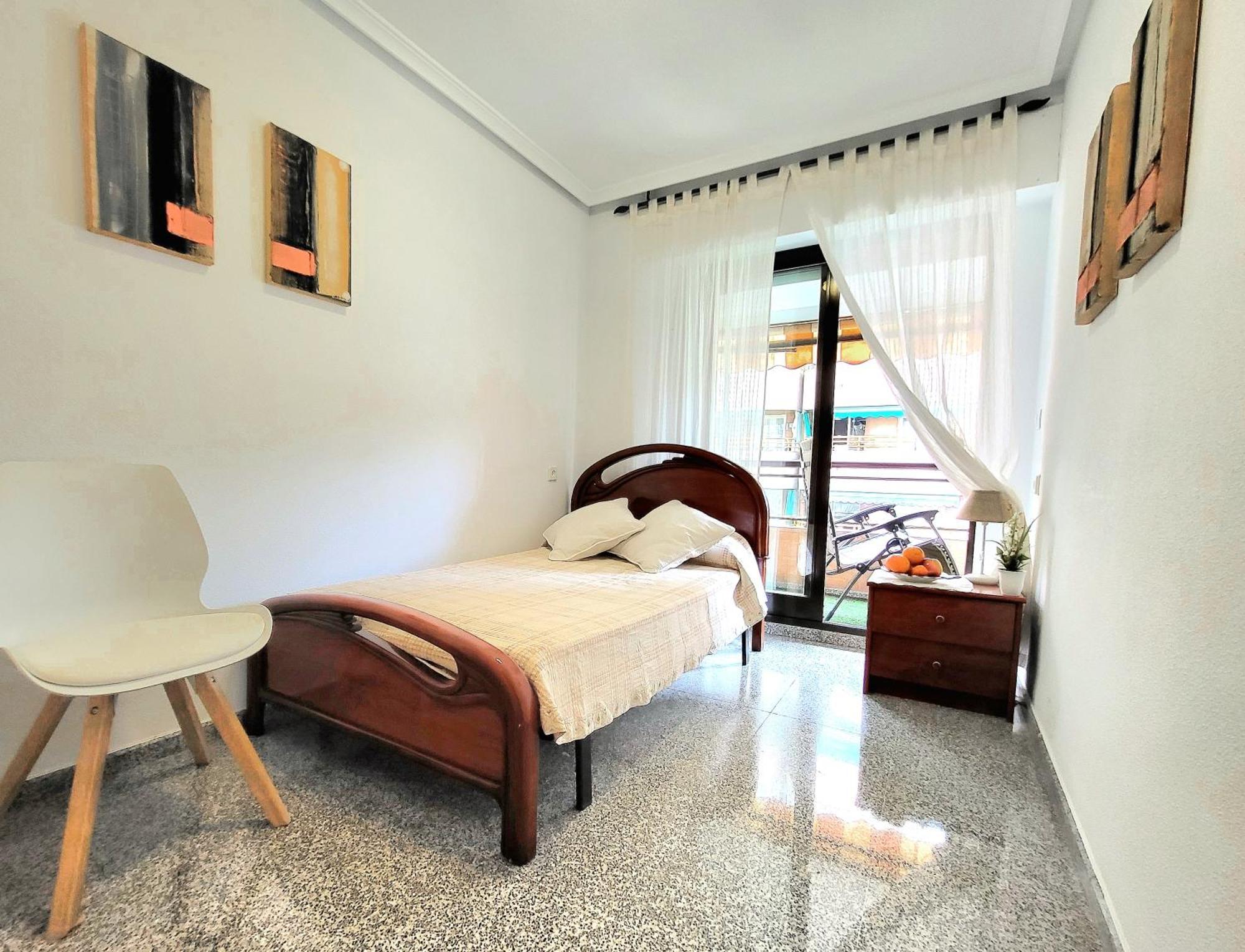 Апартаменти Amistosa, Habitacion Con Balcon, Alicante, Playa, Centro, Rambla, Mercado Екстер'єр фото